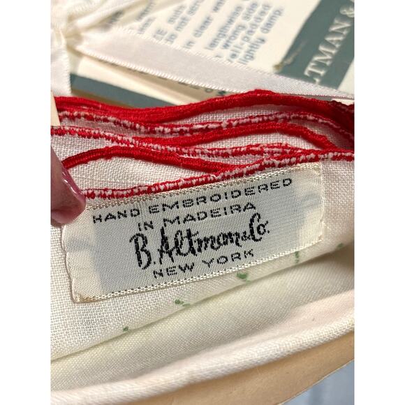 Holiday Fifth Avenue B. ALTMAN & CO. New York 4 Vintage Linen Napkins NOS - Picture 10 of 12